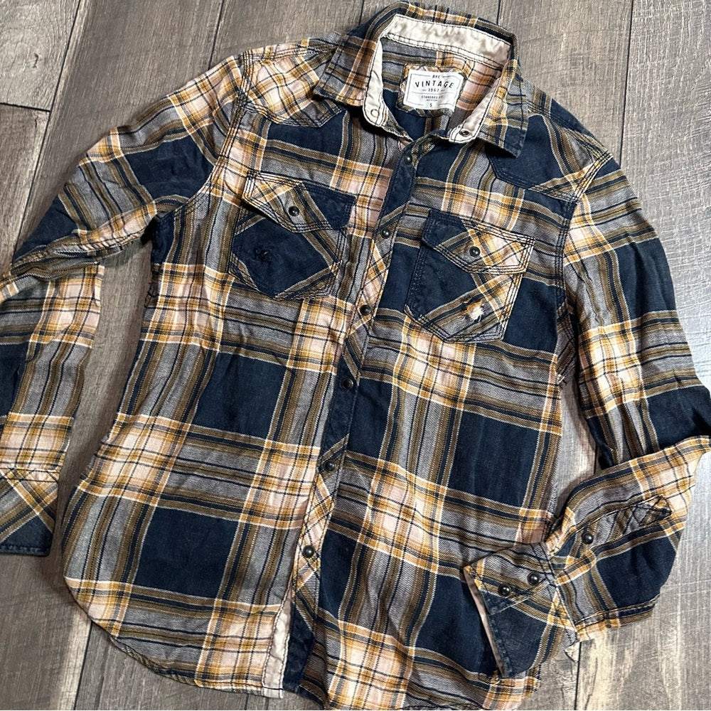 BKE Vintage Standard Fit Button Down
