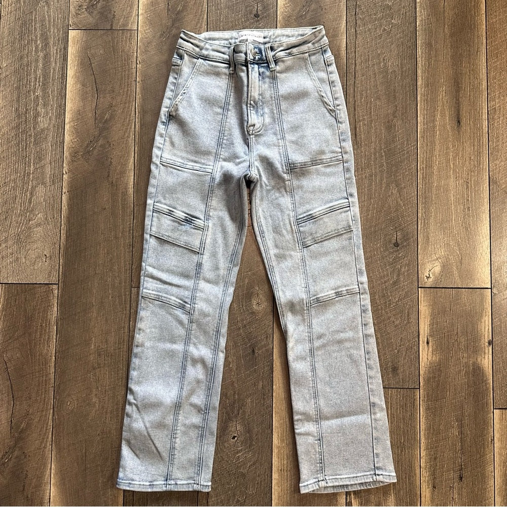 Risen Straight Leg Jeans