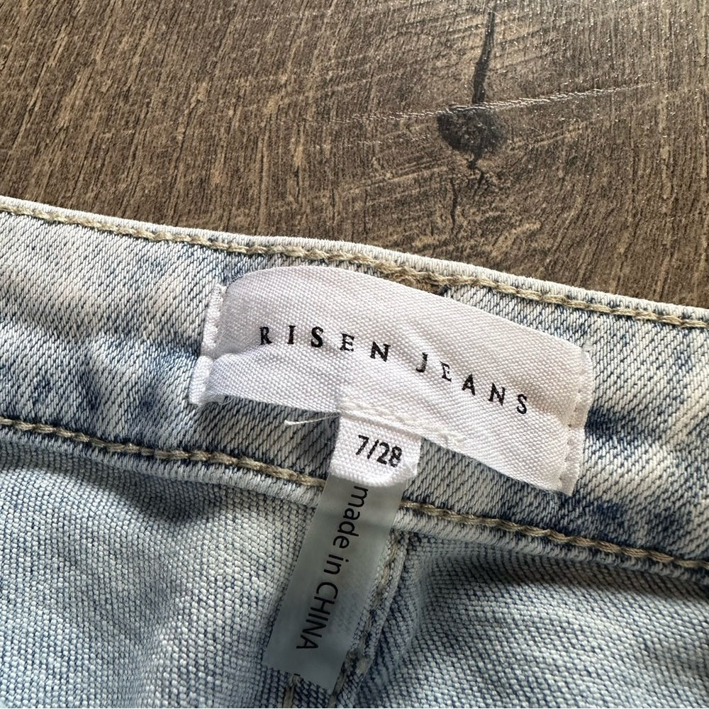 Risen Straight Leg Jeans