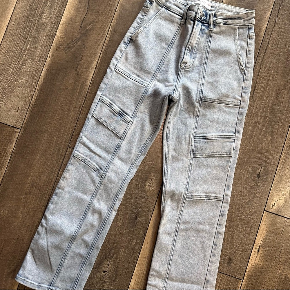 Risen Straight Leg Jeans
