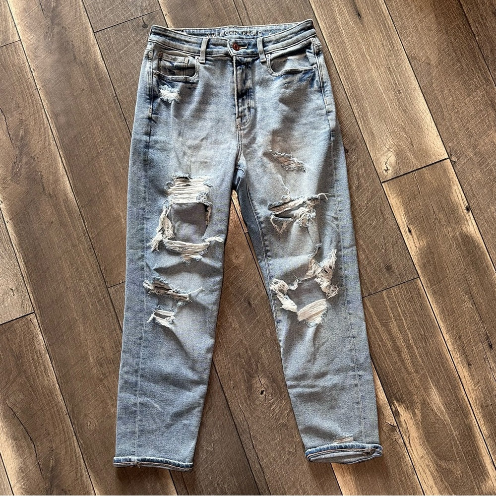 American Eagle Mom Jeans