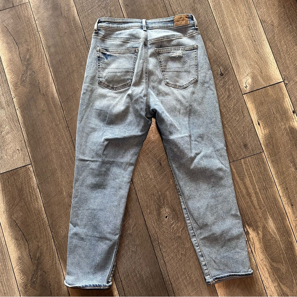 American Eagle Mom Jeans