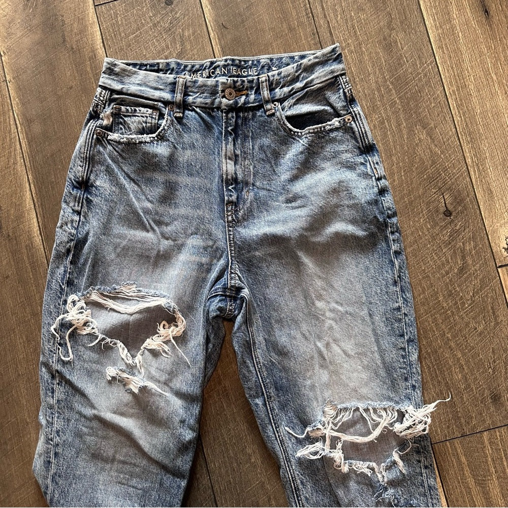 American Eagle Curvy Mom Jeans