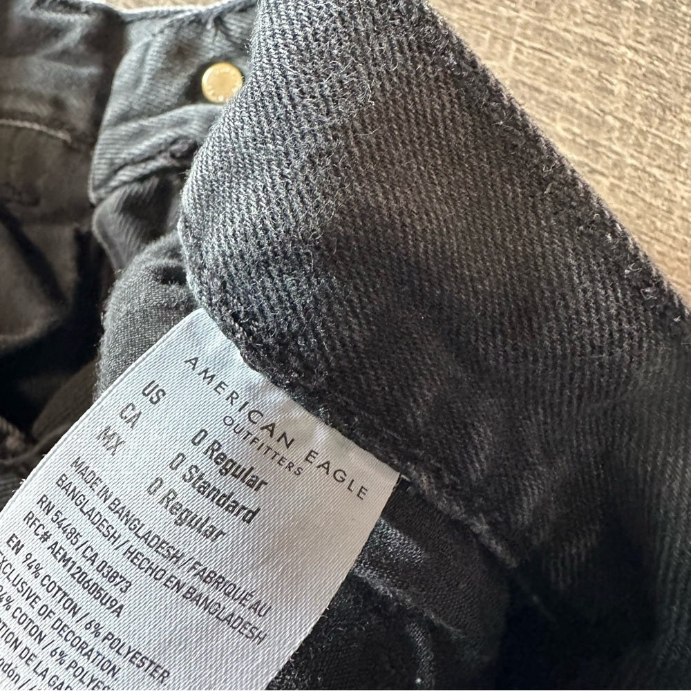 American Eagle Mom Jeans