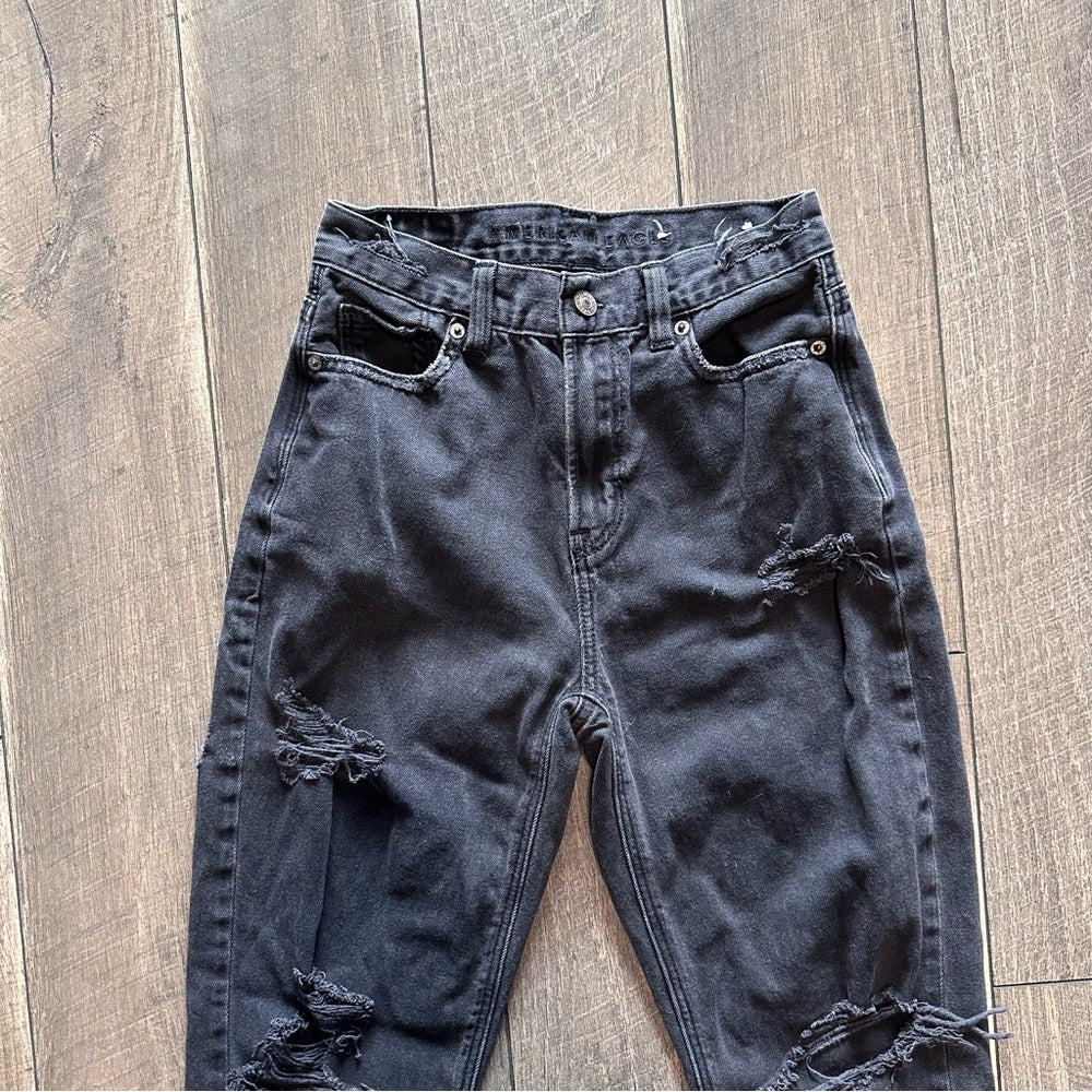 American Eagle Mom Jeans