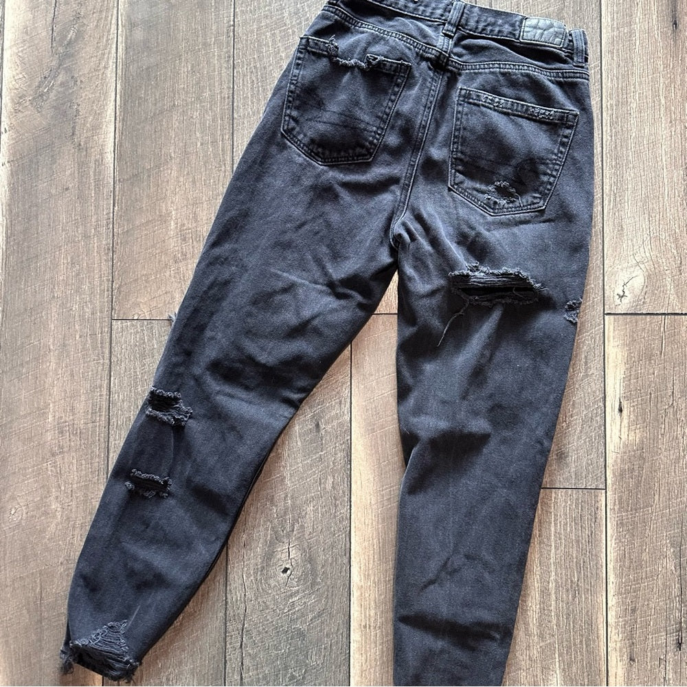 American Eagle Mom Jeans