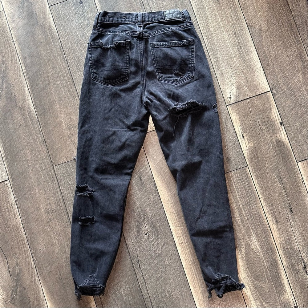 American Eagle Mom Jeans