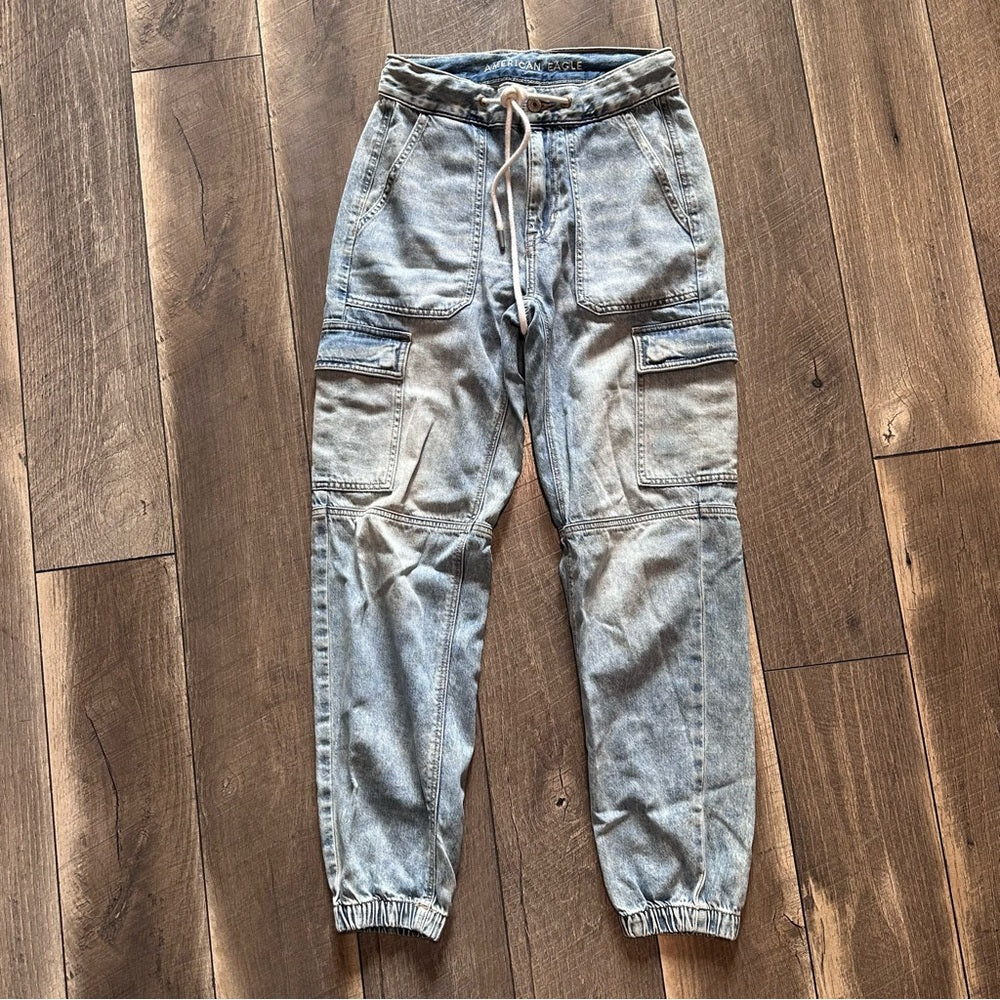American Eagle Cargo Joggers