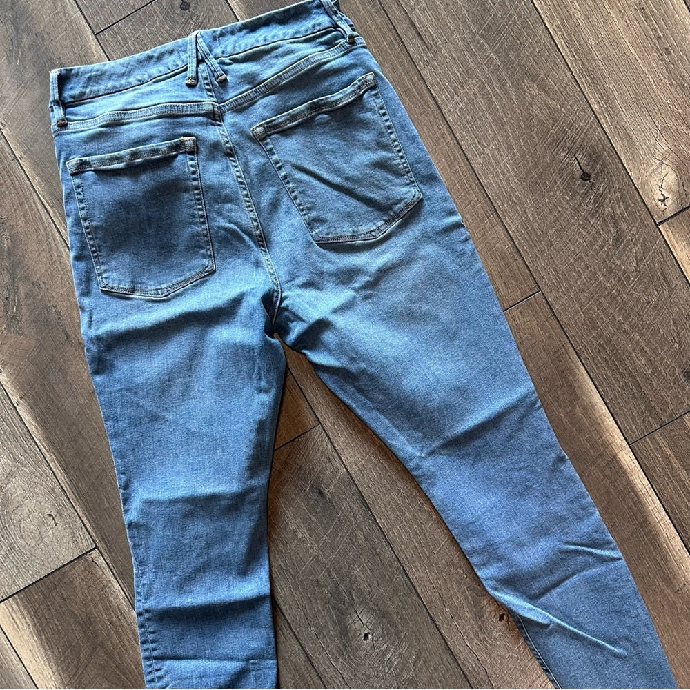 Good American Good Legs Skinny Jeans