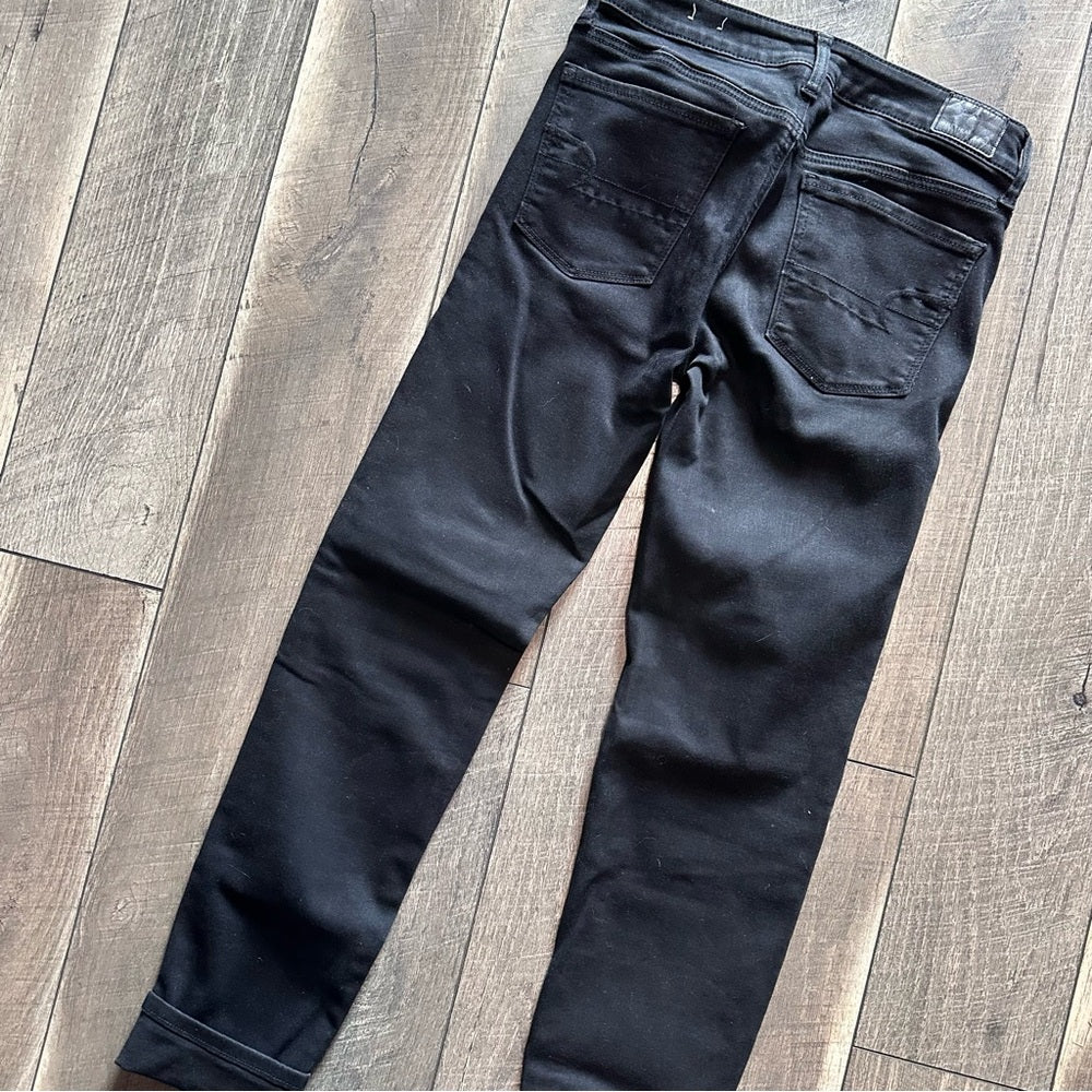 American Eagle Mid Rise Black Skinny Jeans