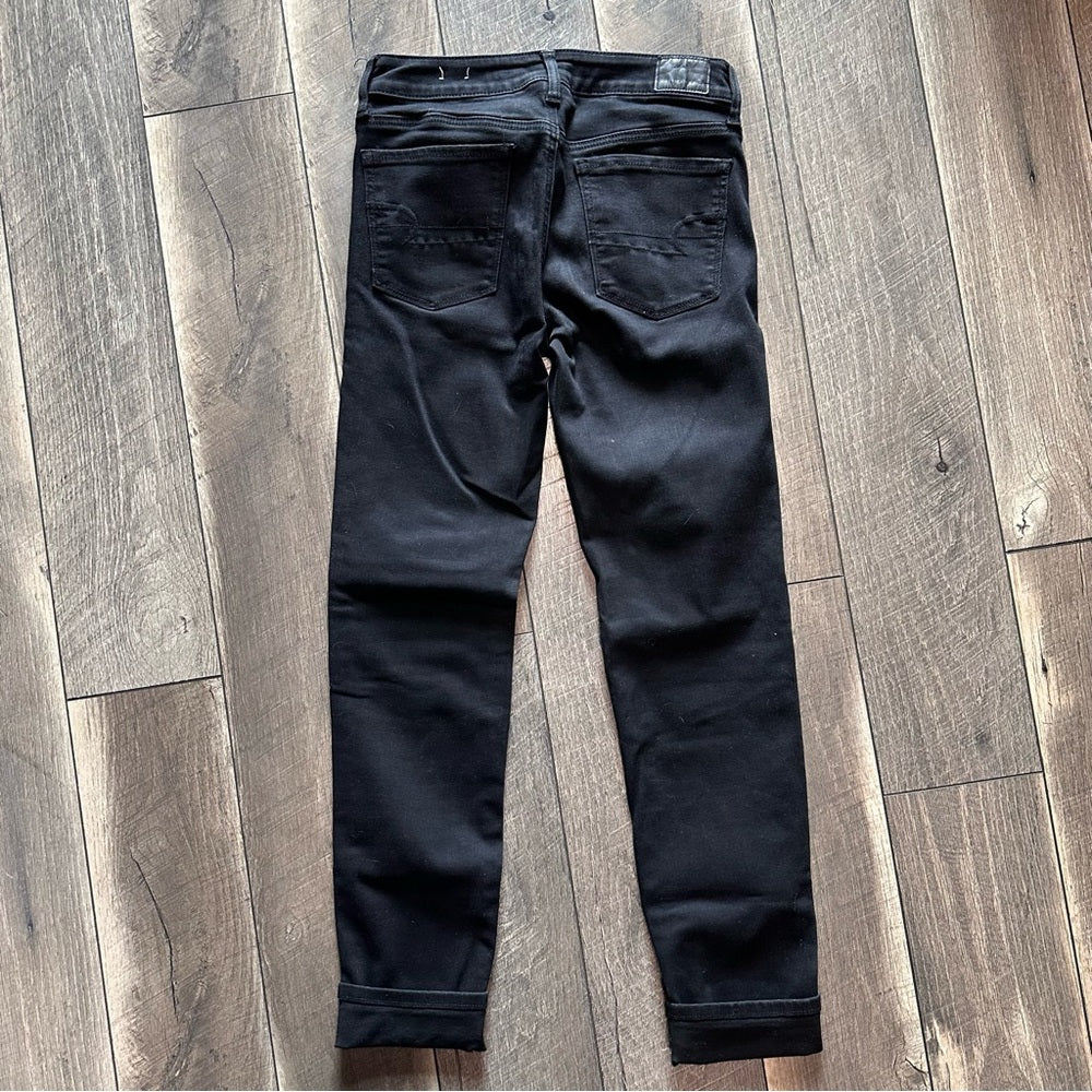 American Eagle Mid Rise Black Skinny Jeans