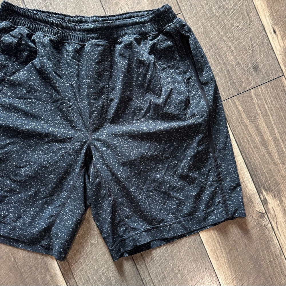 Lululemon Pace Breaker Short 9"