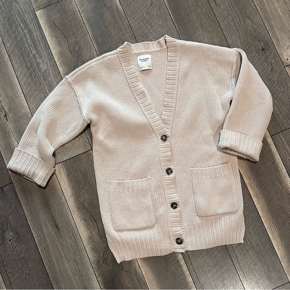 Abercrombie & Fitch Chunky Button Down Sweater
