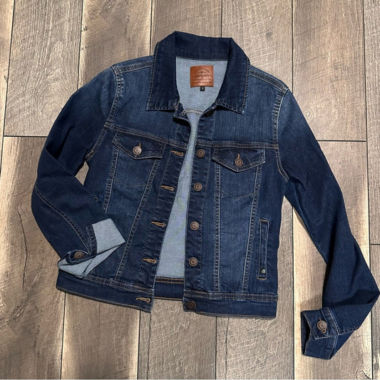 Enjean Denim Button Down Jacket