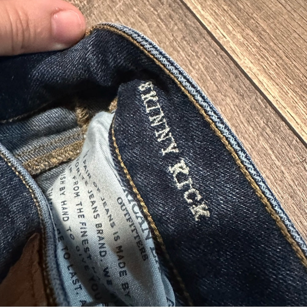 American Eagle Skinny Kick Jeans