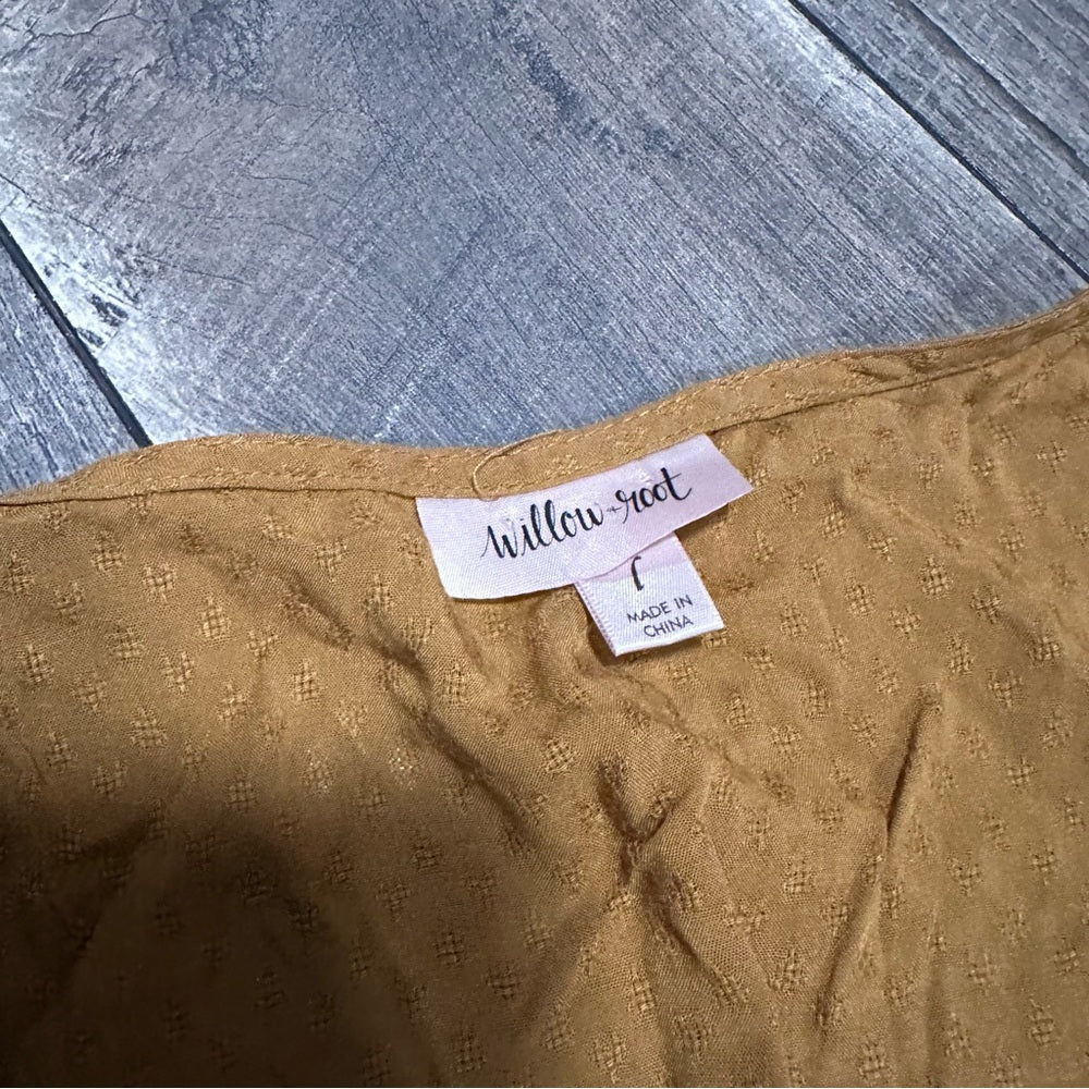 Willow & Root Scallop Hem Tank Top