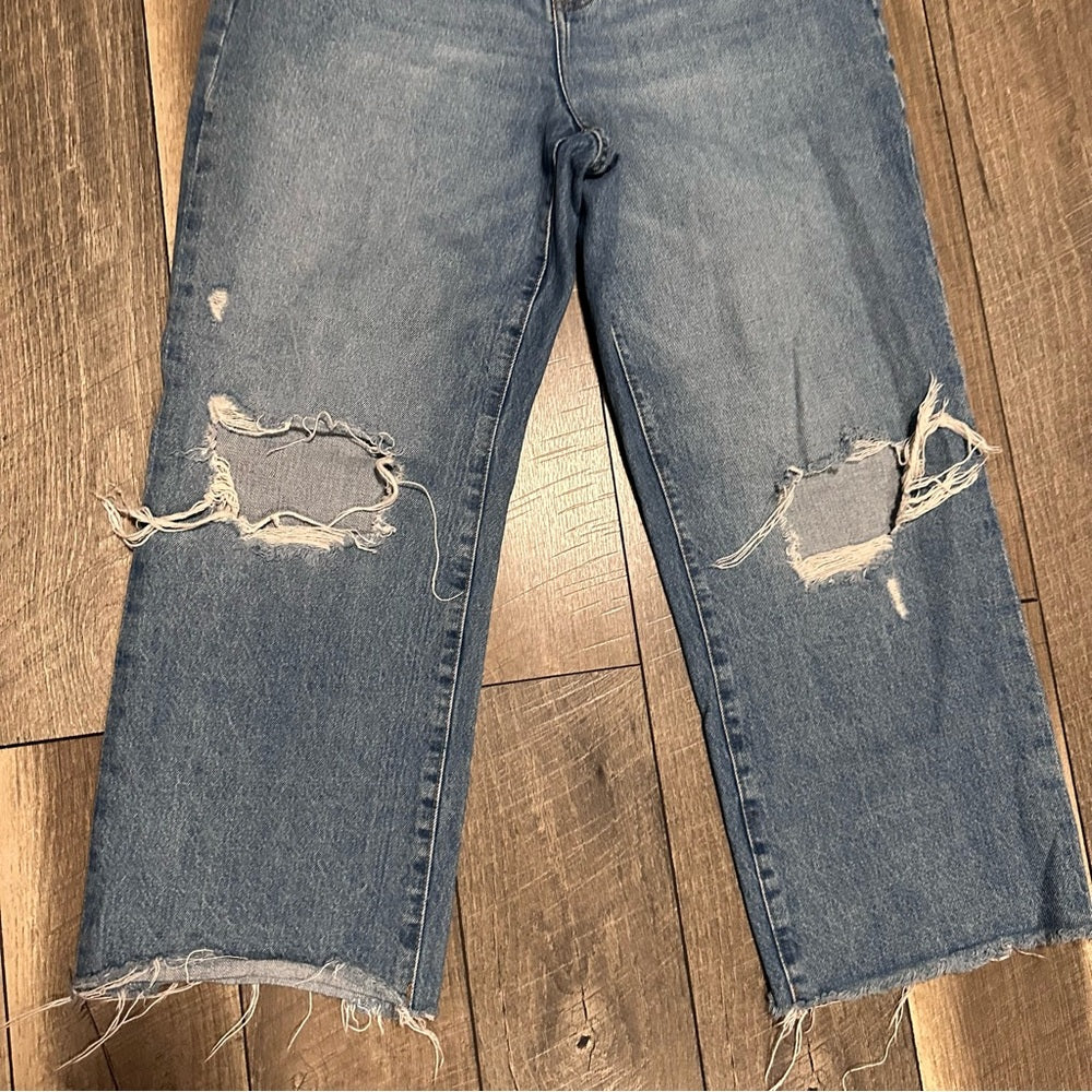 Express Mid Rise 90’s Ankle Boot Jeans