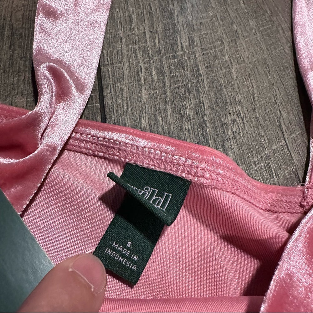 Wild Fable Pink Velour Crop Tank