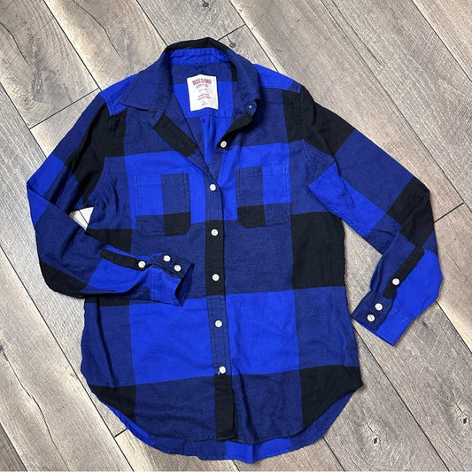 Mossimo Supply Co. Boyfriend Fit Plaid Button Down