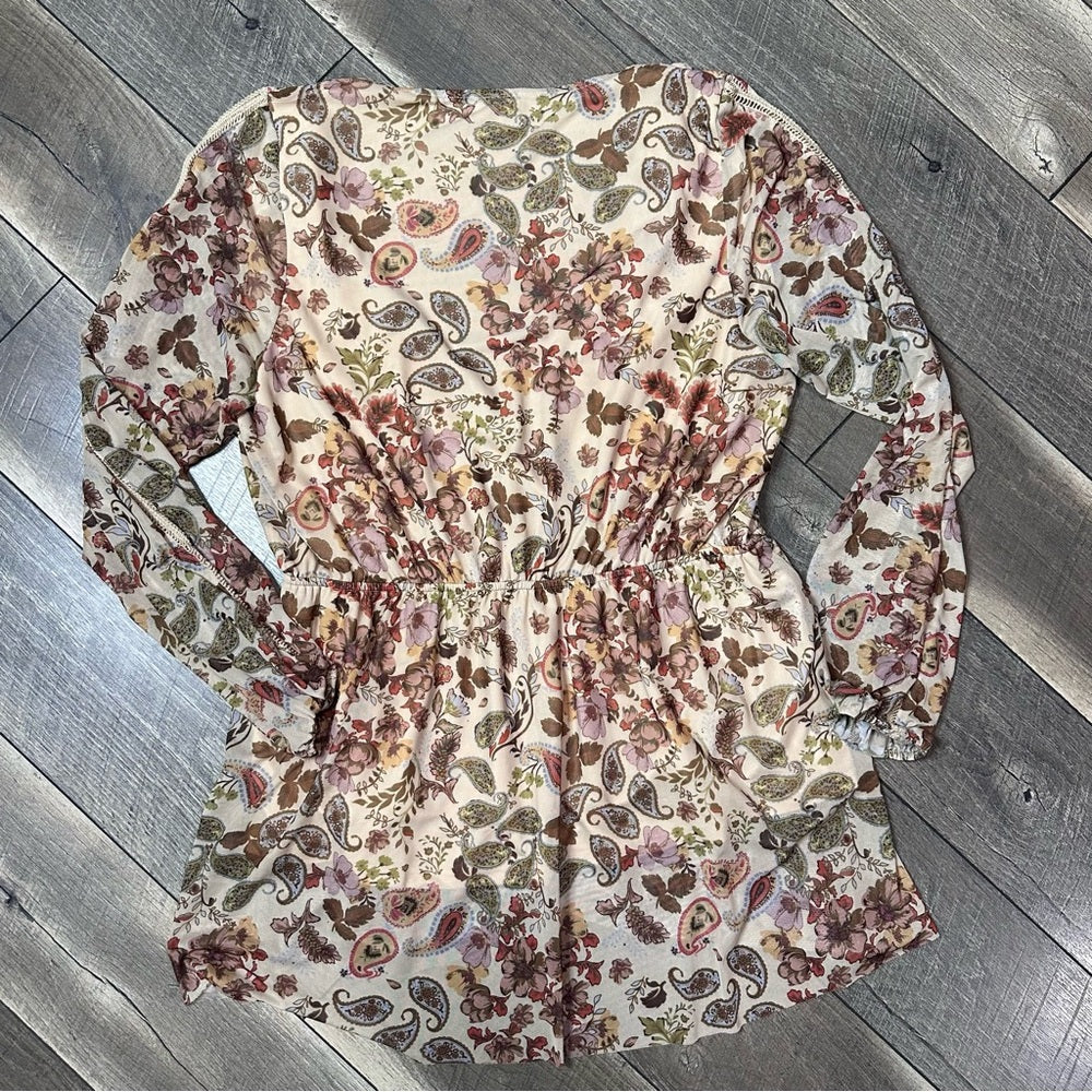 Gimmicks Sheer Floral V Neck Long Sleeve Top