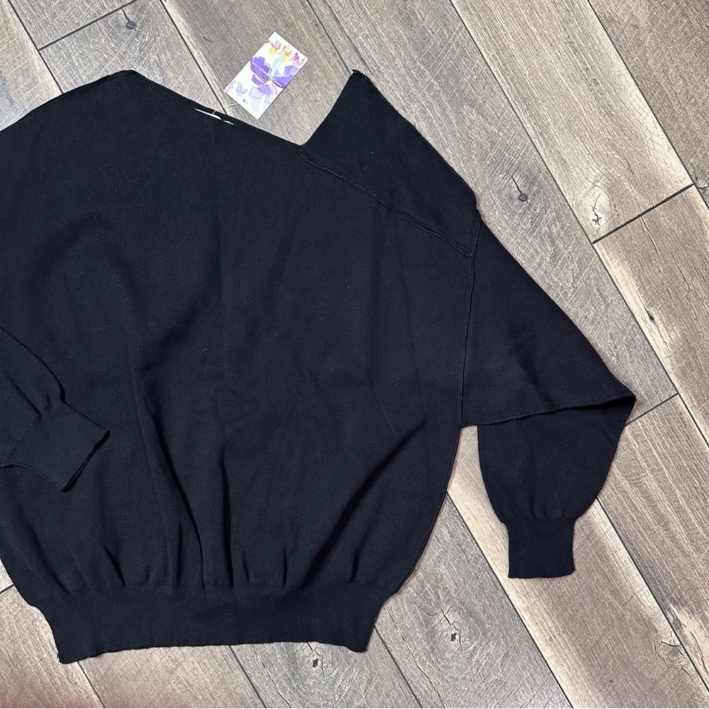 Eesome Black Sweater