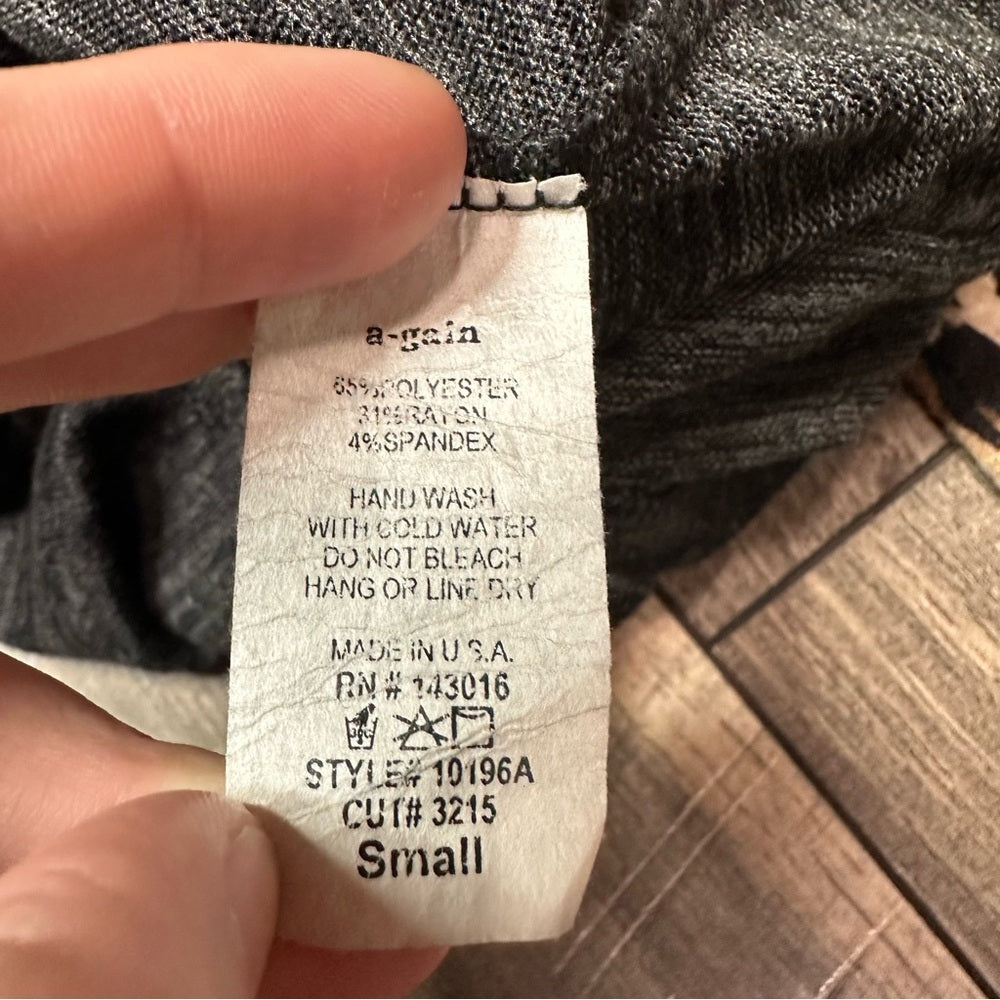 A. Gain Leopard Detail Heathered Long Sleeve