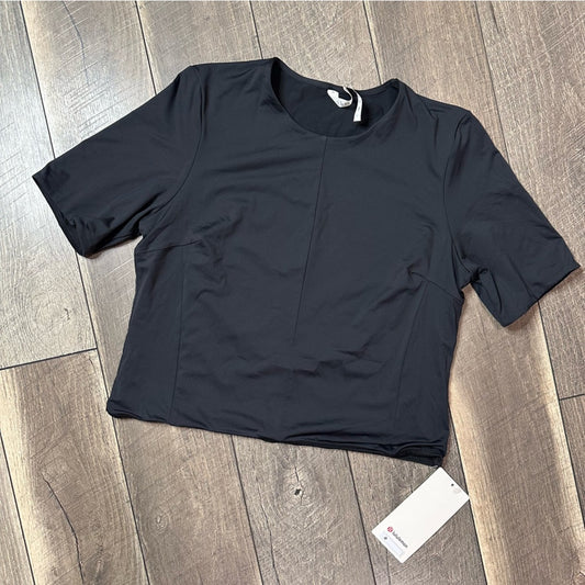 Lululemon Tight-Fit Lined T-Shirt
Black