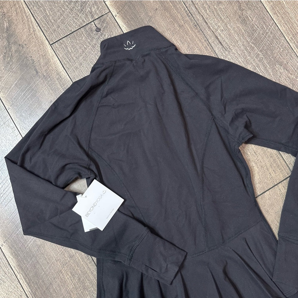 Beyond Yoga Pleated Back Buttery Soft Full Zip Jacket