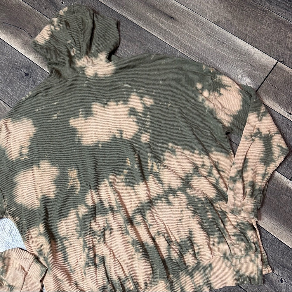 Fantastic Fawn Oversized Waffleknit Hoodie