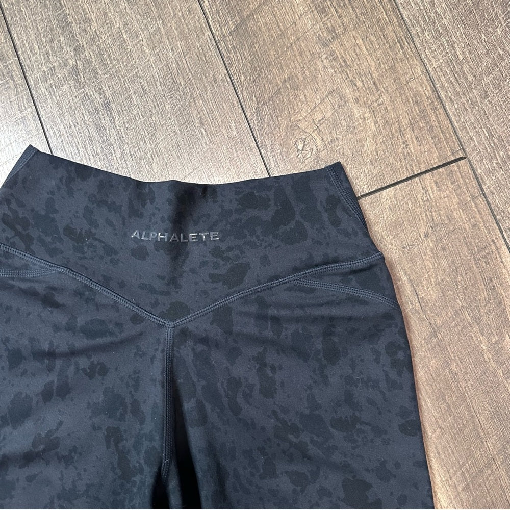Alphalete Crossover Shorts