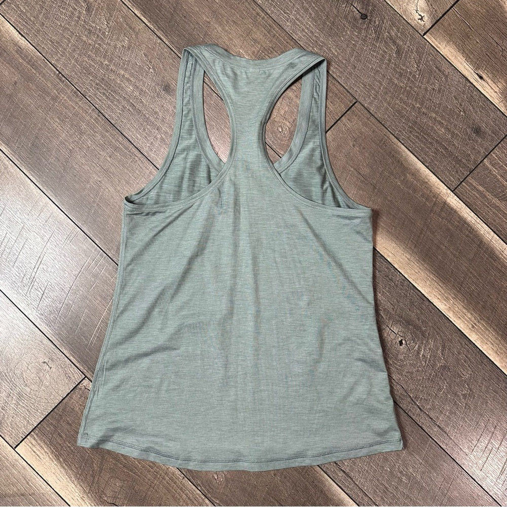 Vuori Performance Tank