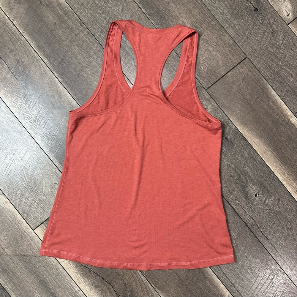 Vuori Performance Tank