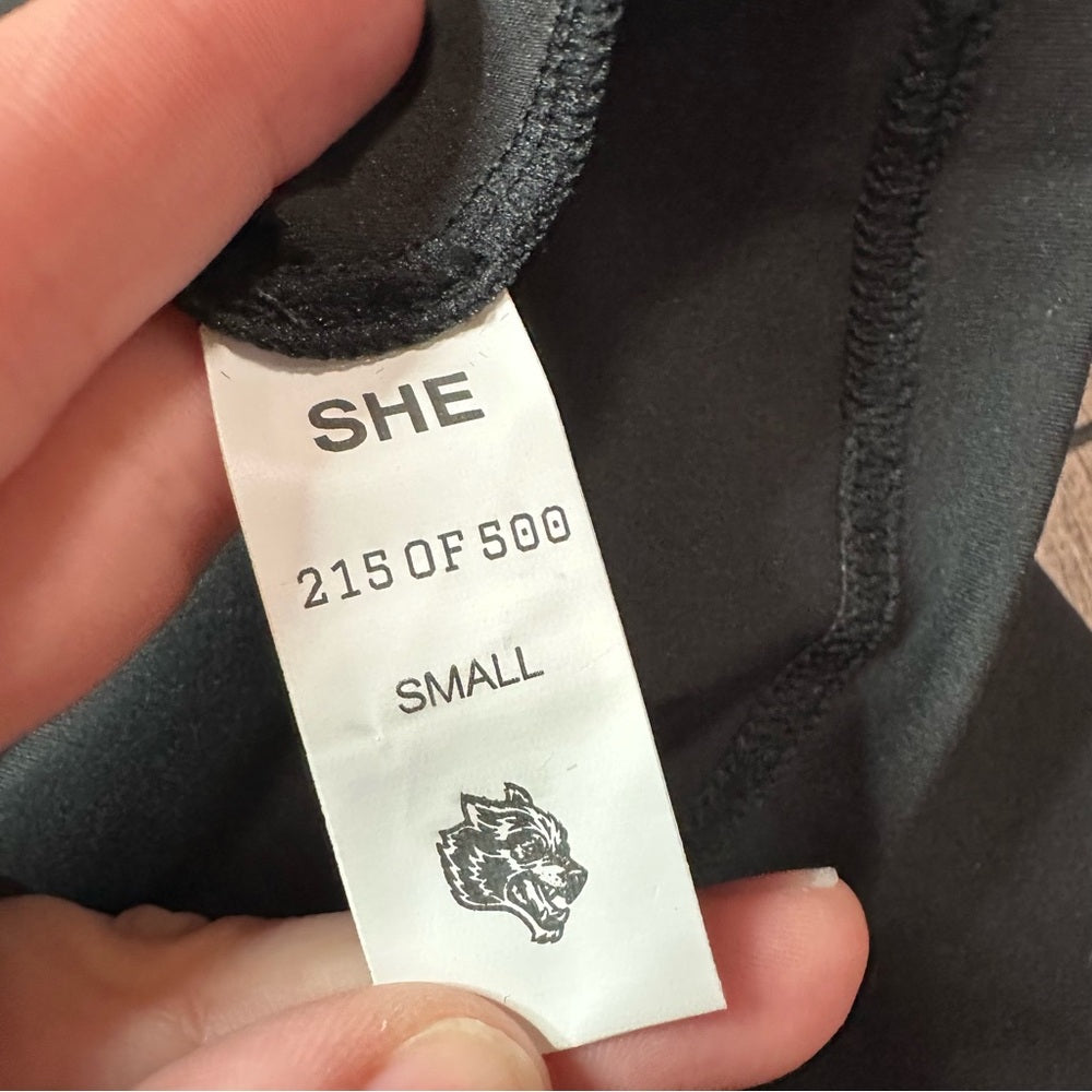 Darc Sport Crop Long Sleeve Top