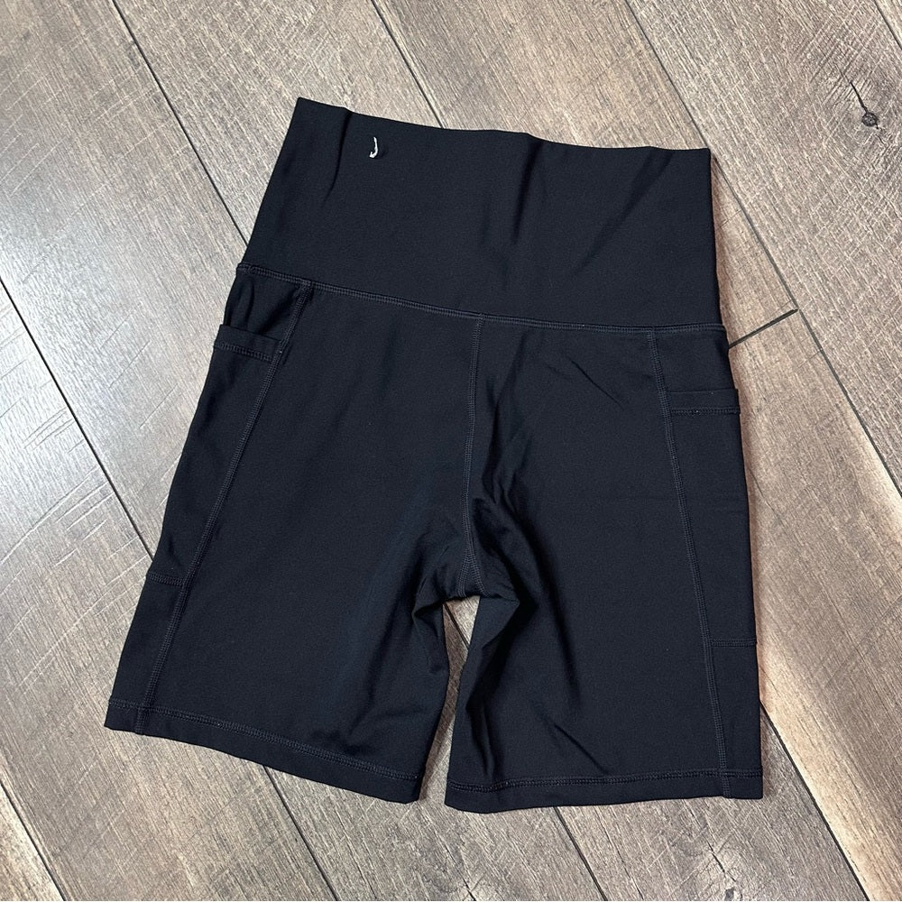 Aerie Offline Biker Shorts W/Pockets