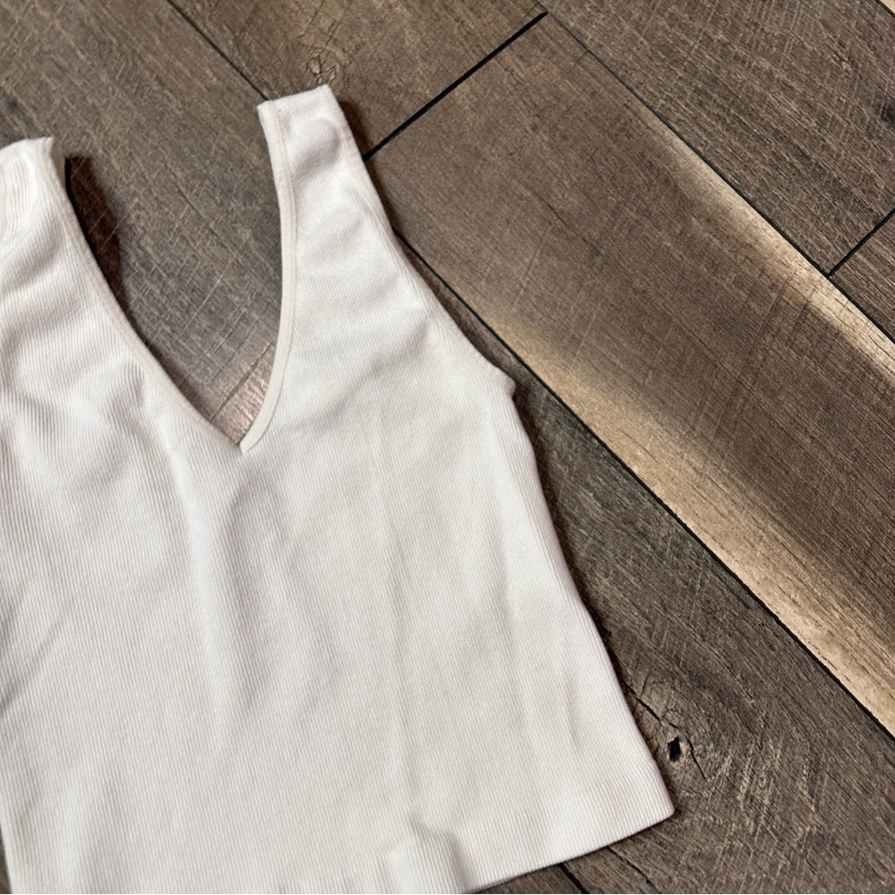 By Together White Ribbed Stretchy Tank Top