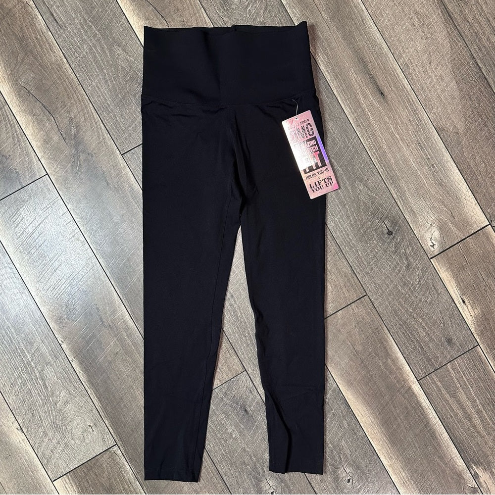 Coco + Carmen Black Leggings