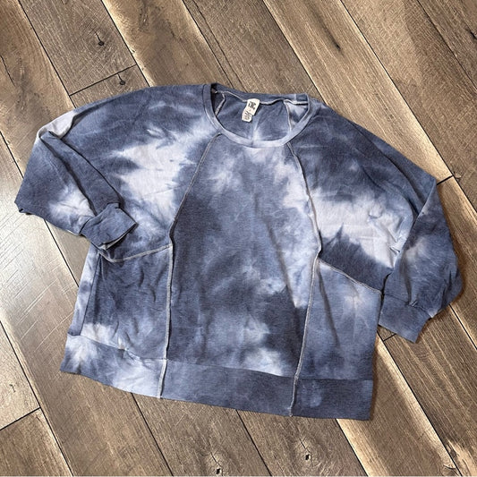 Sew in Love Blue & White Tie Dye Pullover
