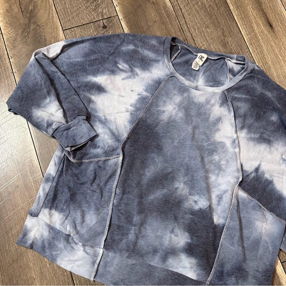 Sew in Love Blue & White Tie Dye Pullover
