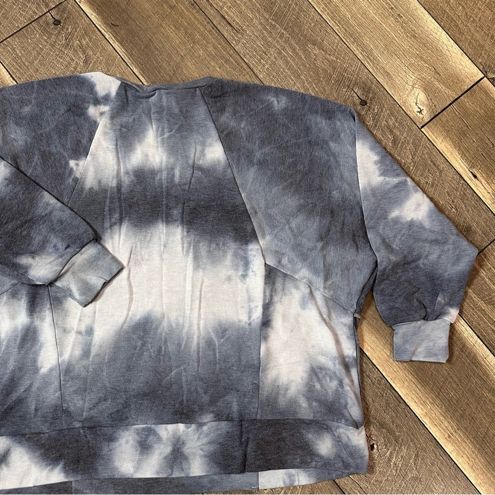 Sew in Love Blue & White Tie Dye Pullover