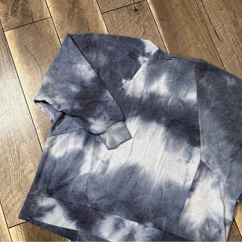 Sew in Love Blue & White Tie Dye Pullover