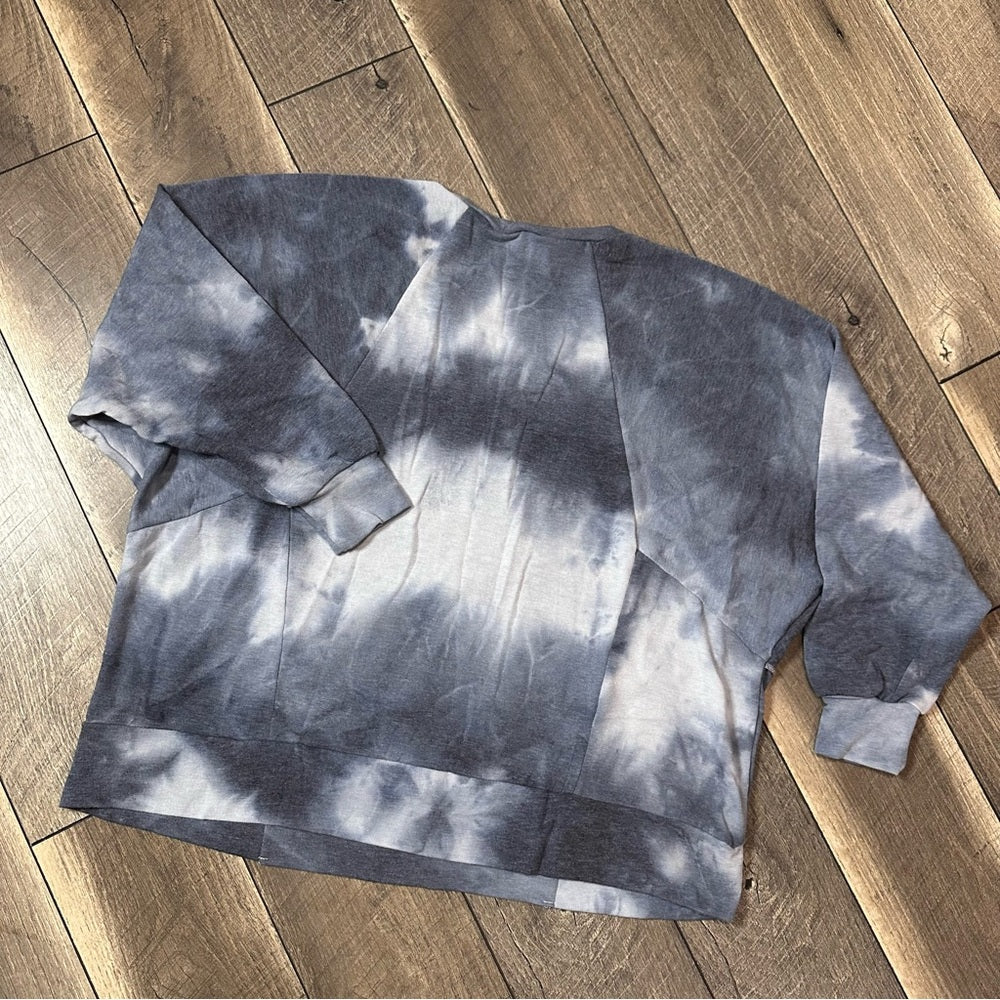 Sew in Love Blue & White Tie Dye Pullover