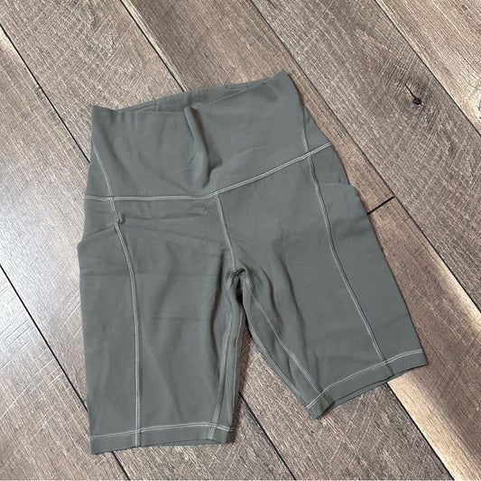 Lululemon Align High Rise Short with Pockets 8"
Grey Sage