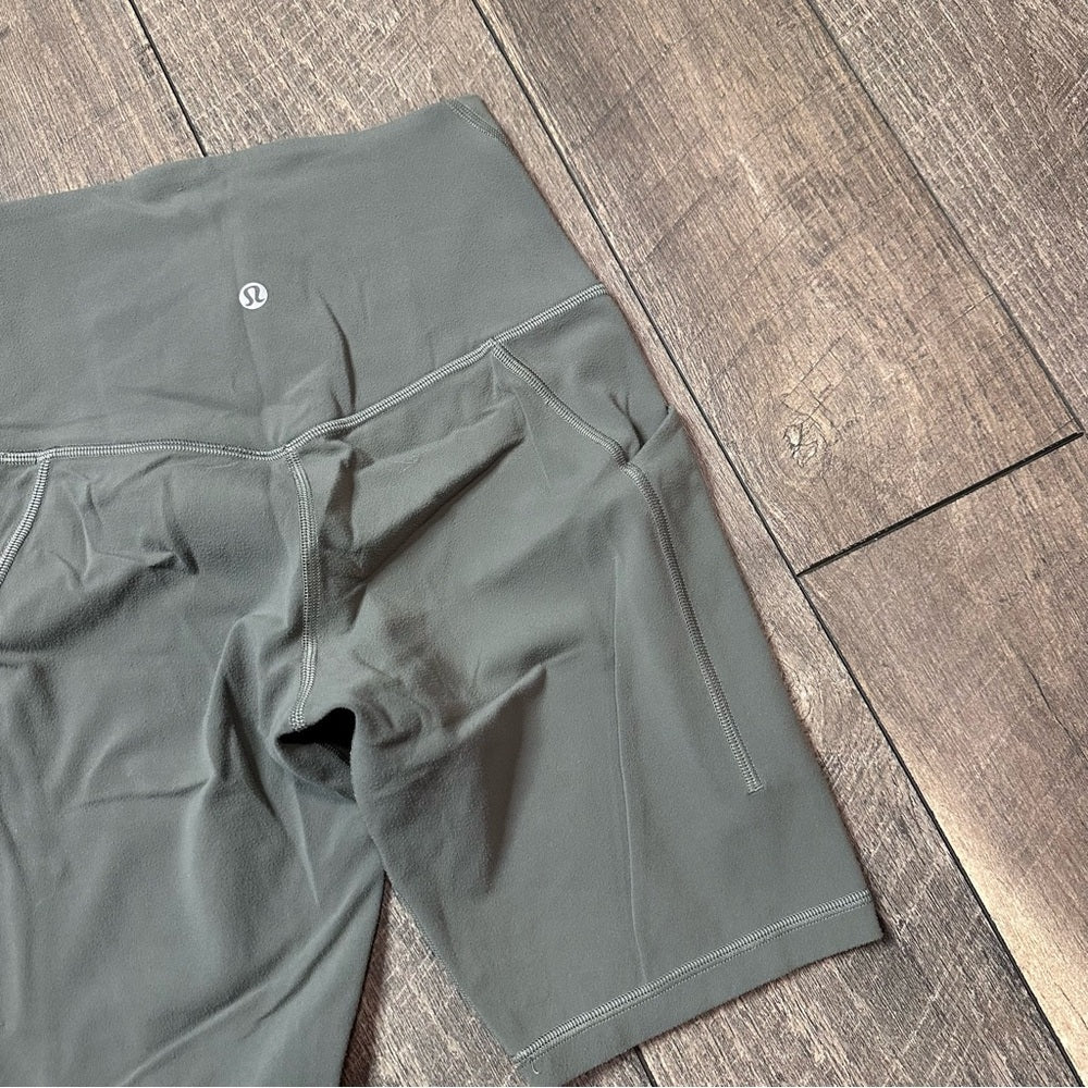 Lululemon Align High Rise Short with Pockets 8"
Grey Sage