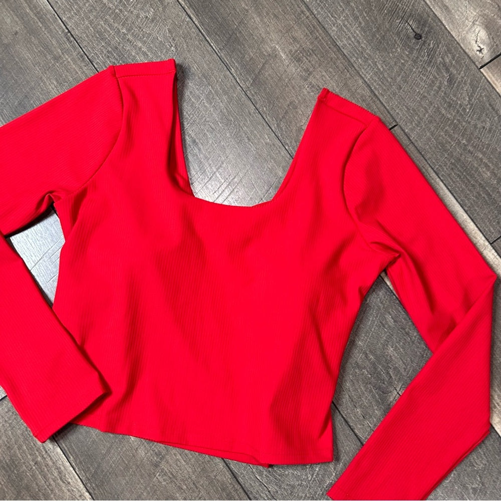 Fabletics Ribbed Twist Open Back Long Sleeve Workout Top
