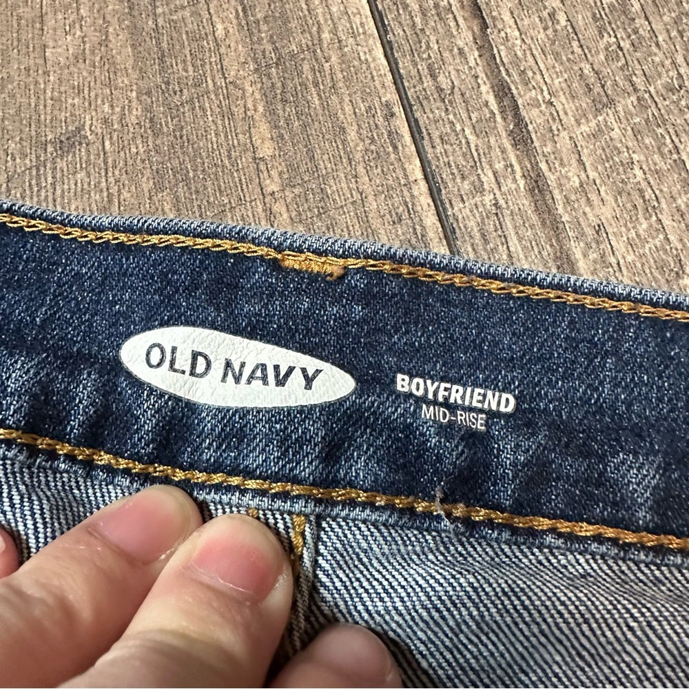 Old Navy Mid Rise Boyfriend Fit Jeans