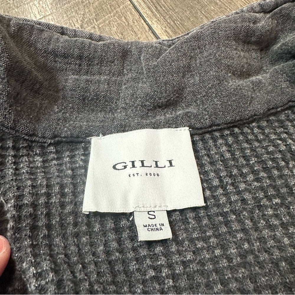 Gilli Waffleknit Button Down