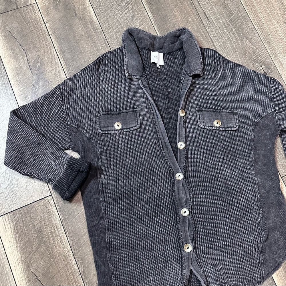 Gilli Waffleknit Button Down
