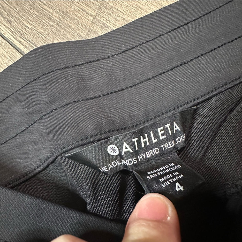 Athleta Headlands Hybrid Trek Joggers