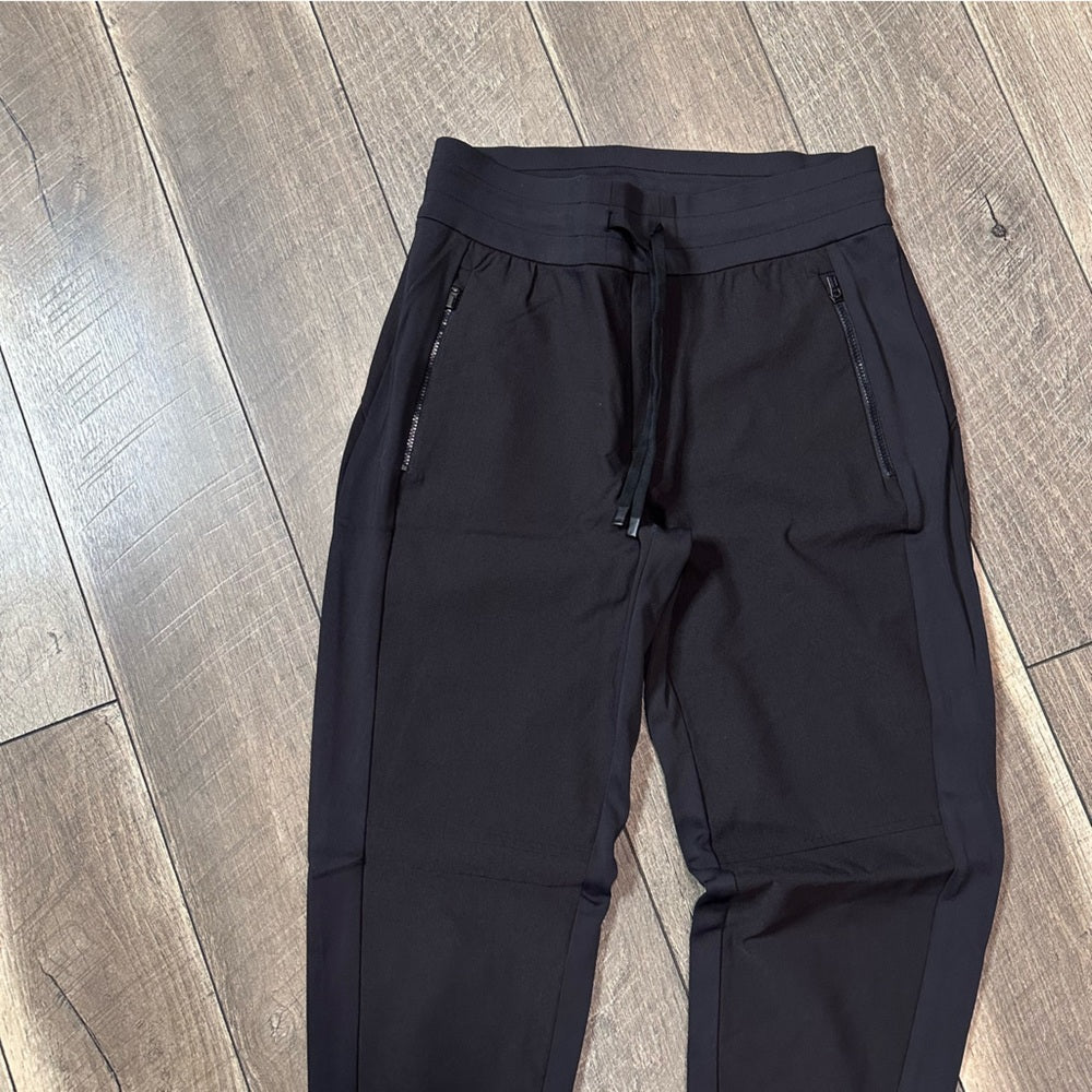 Athleta Headlands Hybrid Trek Joggers