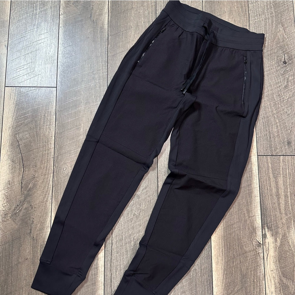 Athleta Headlands Hybrid Trek Joggers